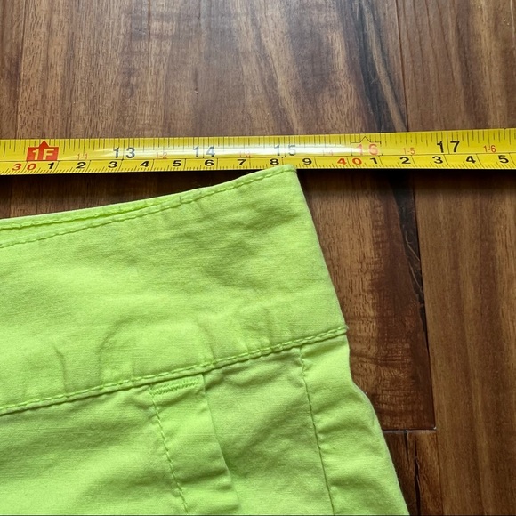 Ana neon yellow green shorts sz 4 / 27 - Picture 4 of 6